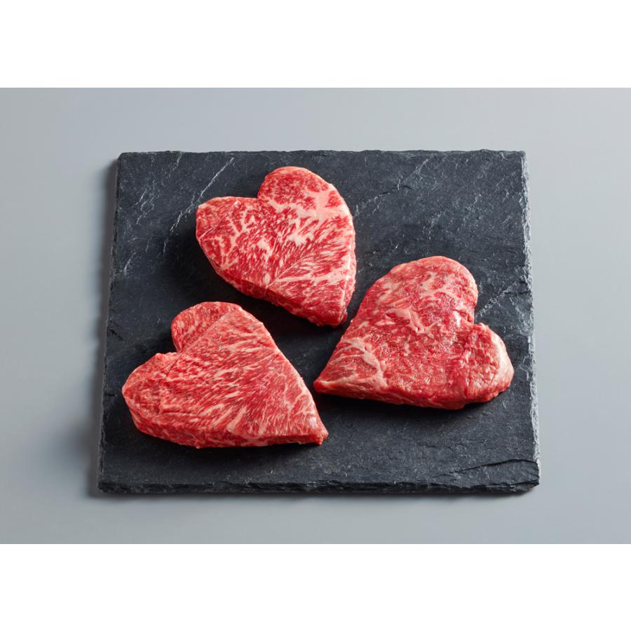 黒毛和牛 ハート形ステーキ お取り寄せ お取り寄せグルメ 人気 内祝 バレンタイン 記念日 結婚記念日 お祝い 御祝 お土産 手土産 |  | 02