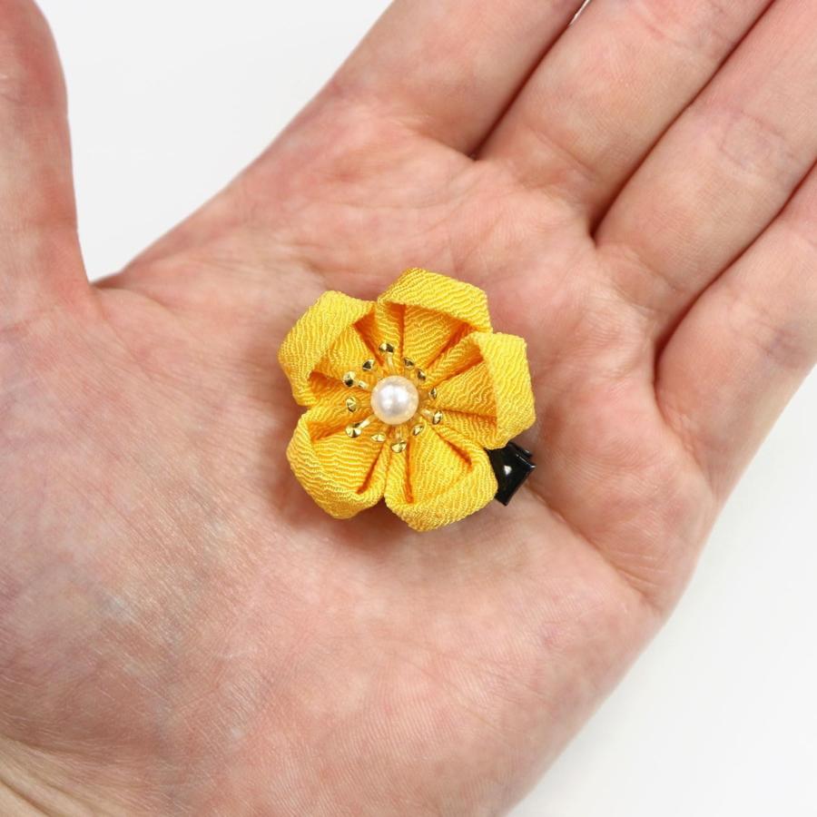 きらきらぷんぷん丸 和風 ちりめん 花 ヘアクリップ 【イエロー】 2個