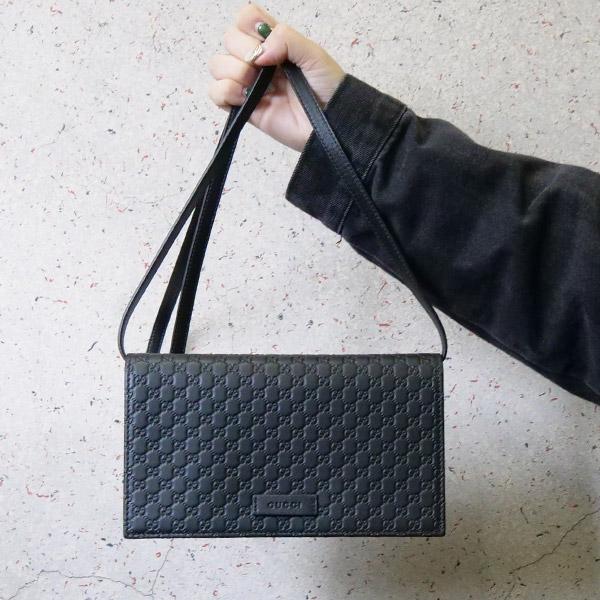 GUCCI グッチ ショルダーポーチ シグネチャーレザー46650 7BMJIG 1000 GUCCI グッチ ショルダーポーチ シグネチャーレザー46650 7BMJIG 1000