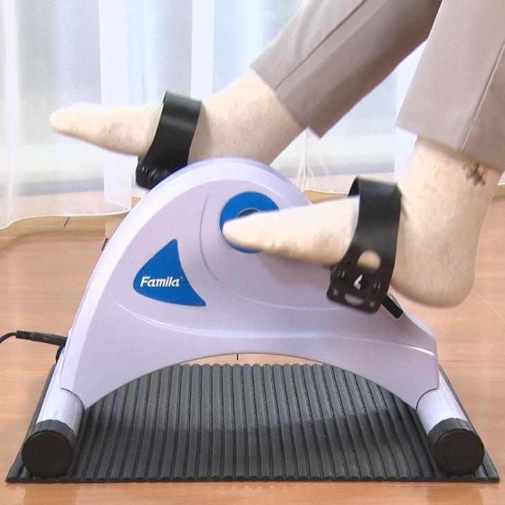 電動ルームサイクル フィットネスバイク ファミラ 足の運動器具 高齢者
