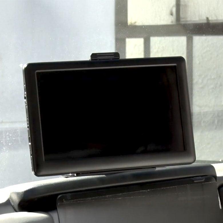 ファミラ カーナビ 2026年度版 7インチワンセグテレビ付きカーナビ SD
