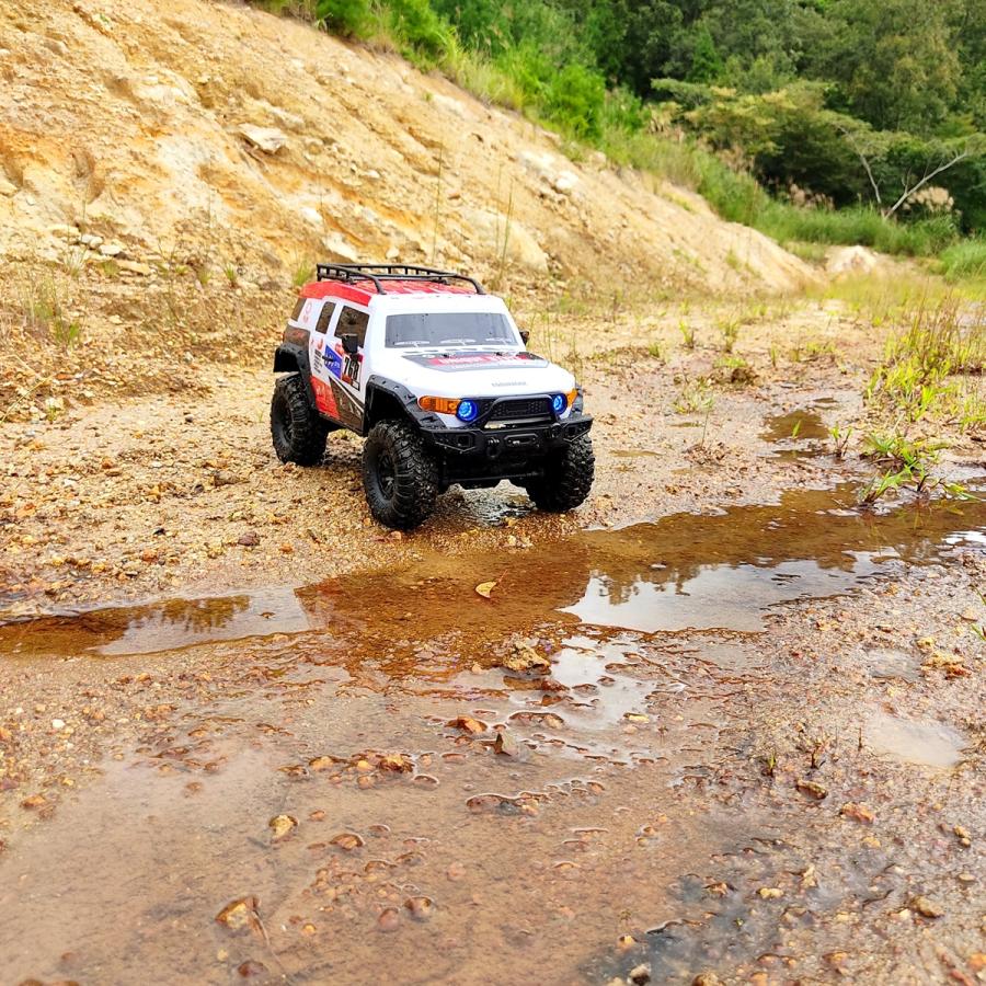 ラジコン ラジコンカー オフロード 防水 高速性能 スケール1/10 四駆