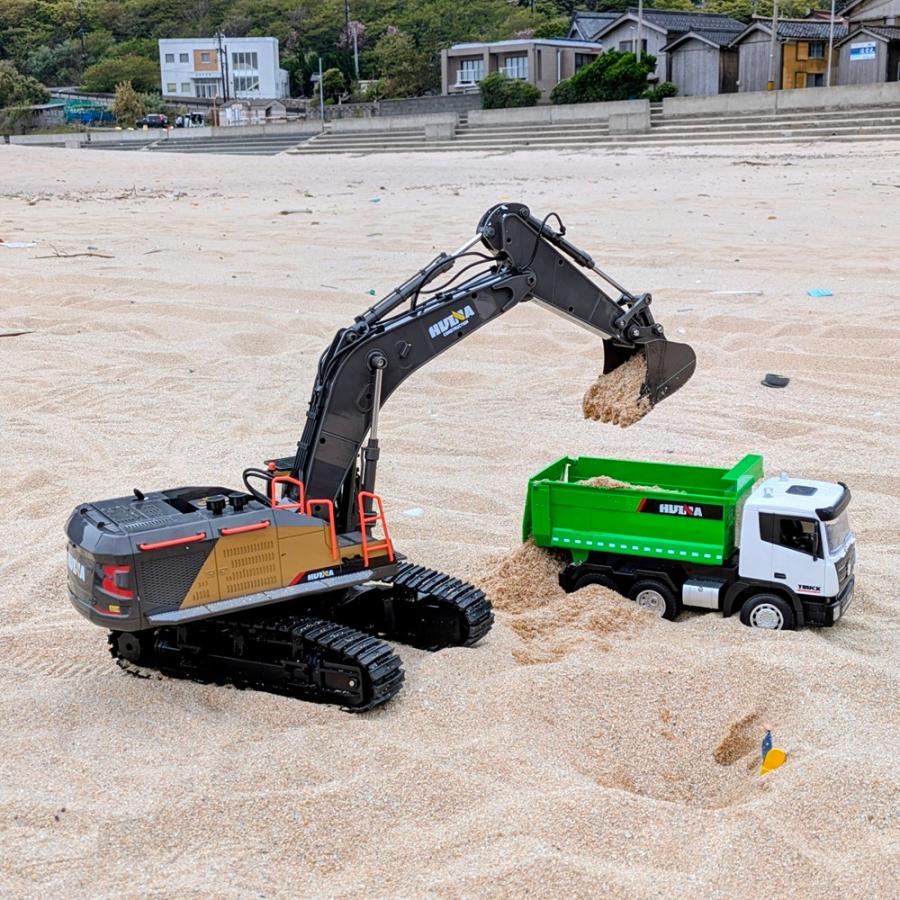 ラジコン ショベルカー 金属バケット搭載 1/14スケール 1592 Huina