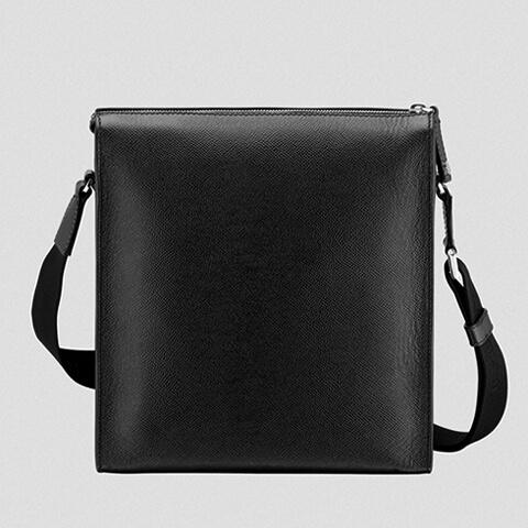 BVLGARI（ブルガリ） 完売御礼 メンズ メッセンジャーバッグ 37628