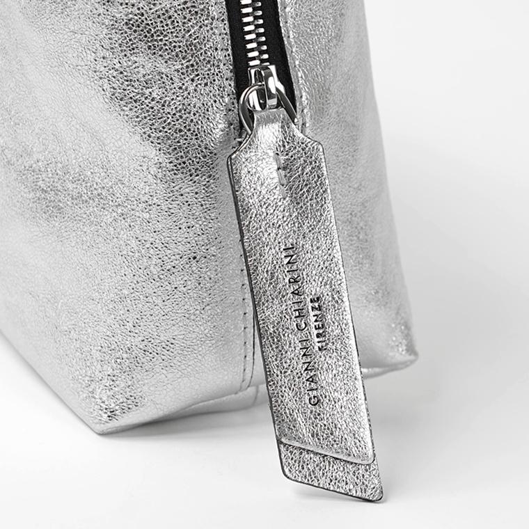 GIANNI CHIARINI シルバーショルダーバッグ GIANNI CHIARINI（ジャンニ キアリーニ） レディース ショルダーバッグ