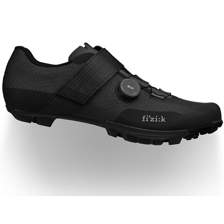 フィジーク FEROX CARBON ブラック シューズ : ワールドサイクル