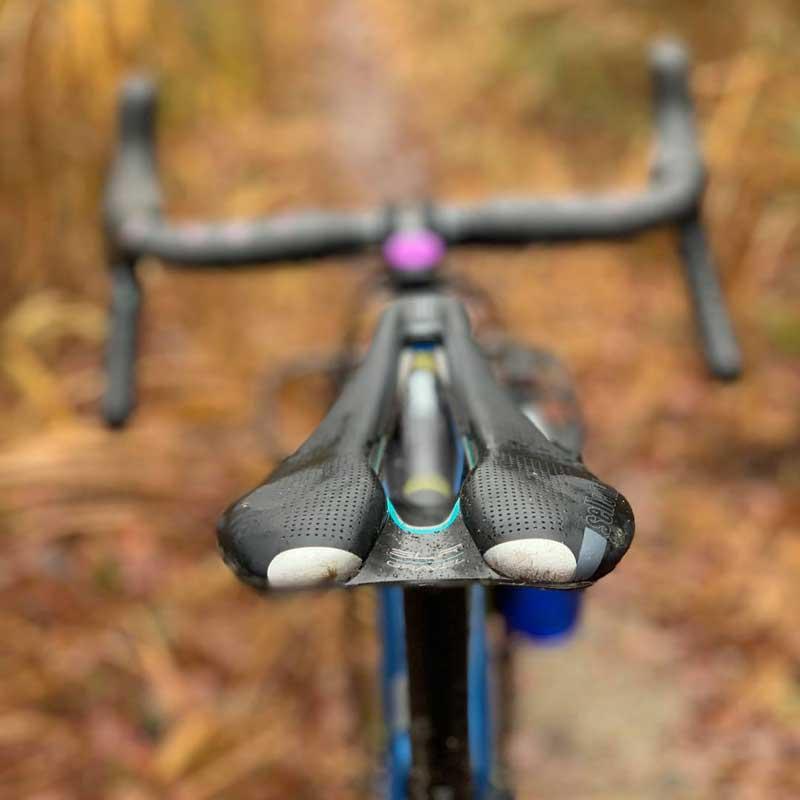 セライタリア SLR Boost Gravel Superflow ブルー サドル セライタリア SLR Boost Gravel Superflow ブルー サドル