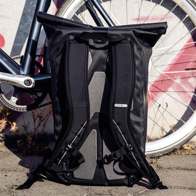 ORTLIEB（オルトリーブ） ヴェロシティ PS/17L R430001 ブラック