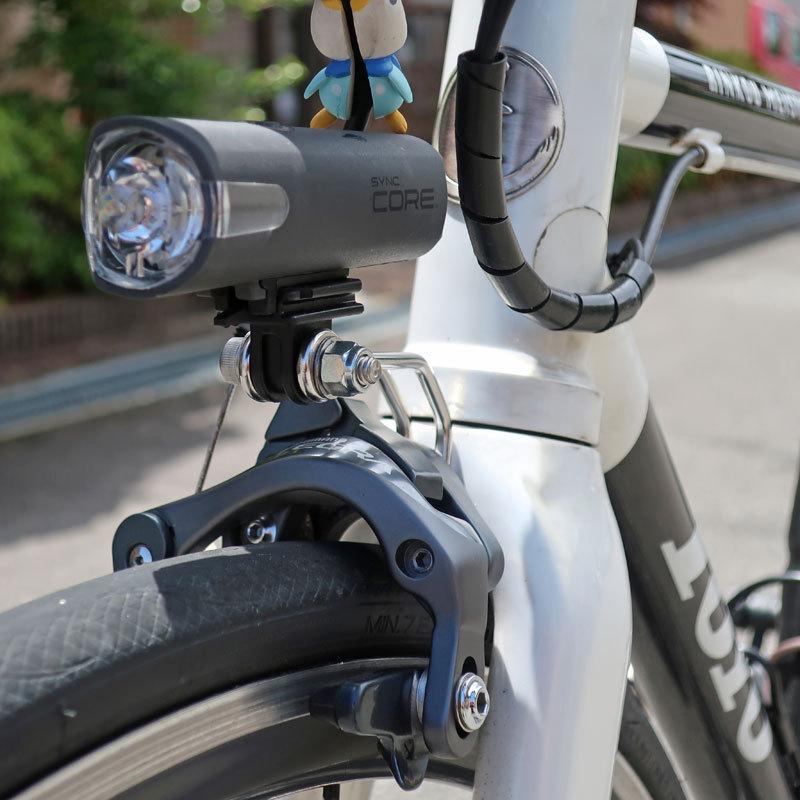 R250 ロードバイク用ライトブラケット キャットアイ用 ブラック 自転車 アールニーゴーマル R25 O Lightbktcb ワールドサイクル 通販 Yahoo ショッピング