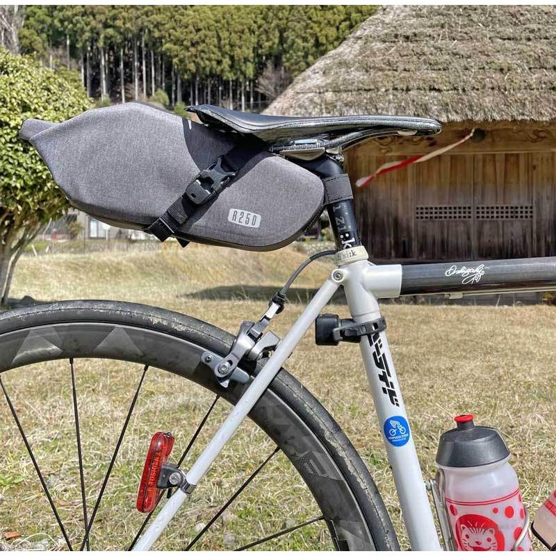 即納】R250 防水サドルバッグBB グレー/ブラック : ワールドサイクル