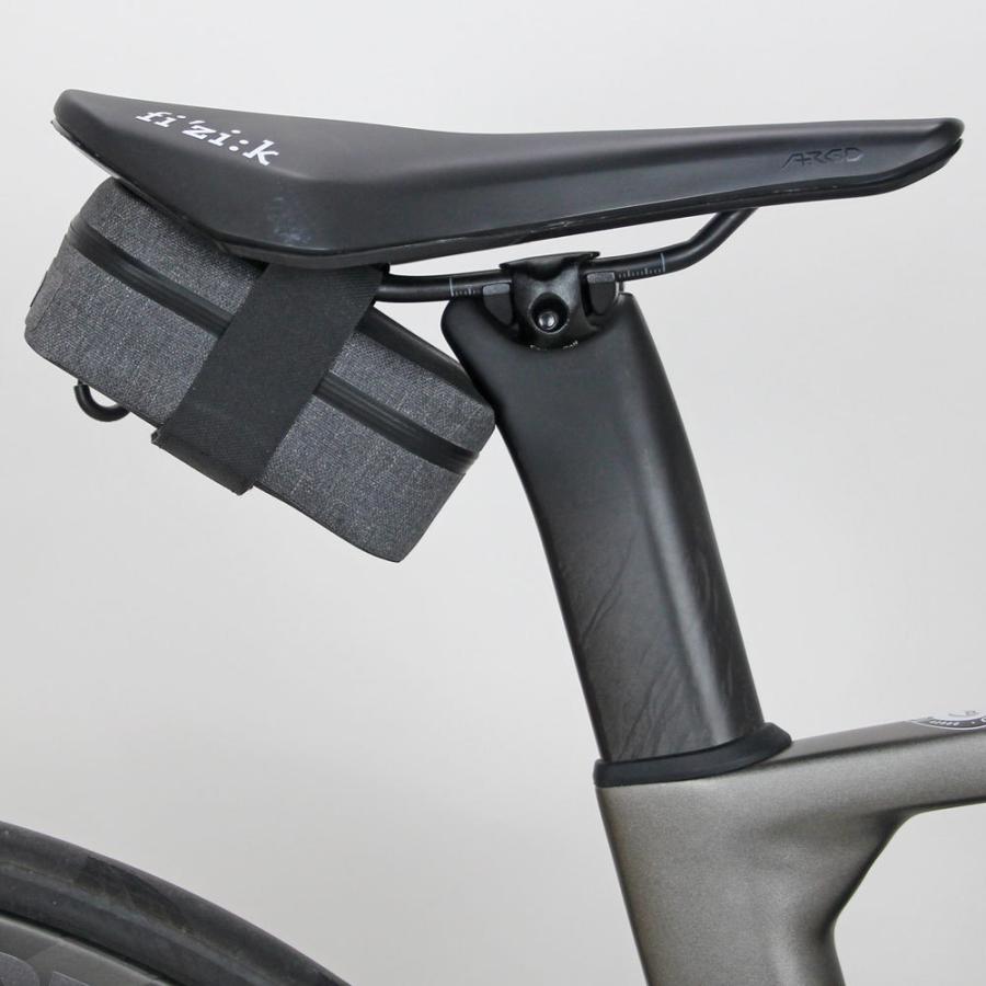 R250　自転車サドルバッグ　グレー　ロードバイク✨ R250 防水サドルバッグ Xスモール グレー - YouTube