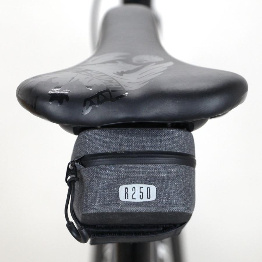 即納】R250 防水サドルバッグミニ グレー/ブラック : ワールドサイクル