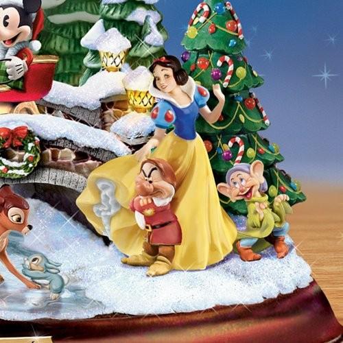 人気キャラクターが勢揃い！ ディズニークリスマス ミュージカルスノー