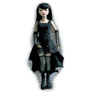 16-Inch Vinyl Ball-Jointed Vampire-Costumed Doll: Once Bitten， Twice Shy Delilah Noir by Ashton Dr