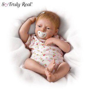 Andrea Arcello Maggie Collectible Lifelike Baby Girl Doll: So Truly Real by Ashton Drake ドール 人