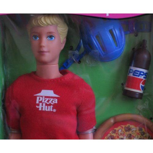 ○驚きの安さ○ Barbie(バービー) - Pizza Party KEVIN Doll with Hut