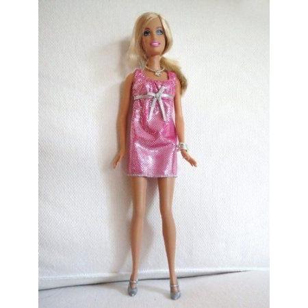 Barbie(バービー) Doll with Fashion Pink Dress, Comb \u0026 Shoe Set お人形さん あやつり人形 図形