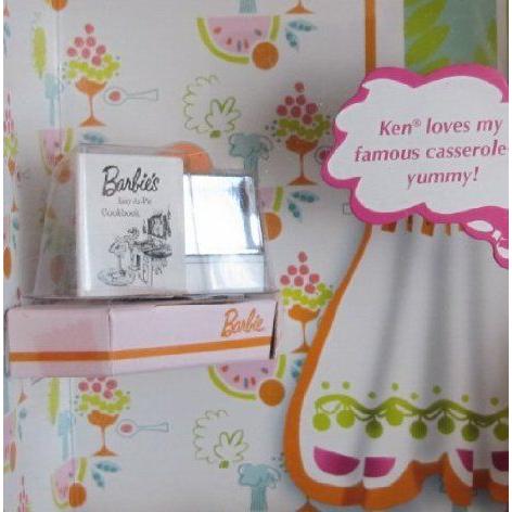Barbie(バービー) LEARNS TO COOK Doll with Silver Tone Cookware GOLD LABEL Collectible Doll (2006)の画像