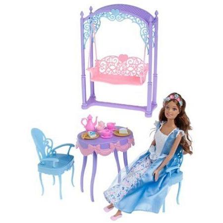 Barbie(バービー) Princess and the Pauper Erika Tea Party Doll Gift Set ドール 人形 フィギュア