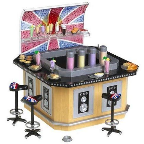 Bratz (ブラッツ) Pretty N Punk Party Spot Playset
