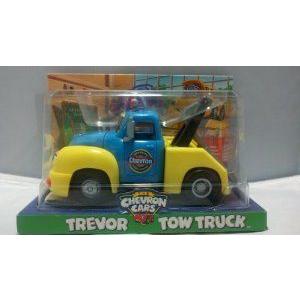 Chevron Cars Trevor Tow Truck with Working Tow Bar