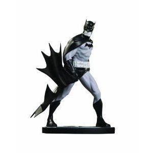 DC Direct Batman (バットマン) Black & White Statue: Batman