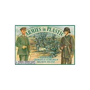 Germans in Stahlhelm Helmets (20) 1-32 Armies in Plastic