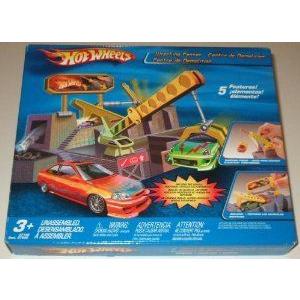 HOT WHEELS (ホットウィール) - Wrecking Center ミニカー ミニチュア 模型 プレイセット自動車 ダイキャ