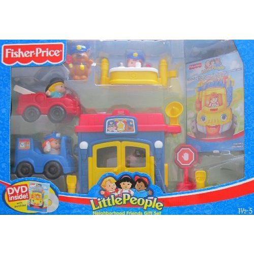 Little People NEIGHBORHOOD FRIENDS ギフトセット w 4 FIGURES, POLICE STATION, FIRE TRUCK \u0026 MAIL TRU_1
