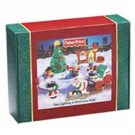 Little People Tree Lighting in Discovery Park Playset_1