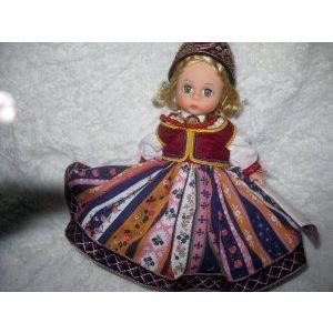 Madame Alexander (マダムアレクサンダー) Dolls of the World Lativa Doll #527 ドール 人形 フィギュア