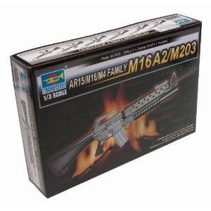 Trumpeter 1/3 AR15/M16/M4 Family M16A2 Machine Gun with M203 Grenade Launcher ミニカー ミニチュア