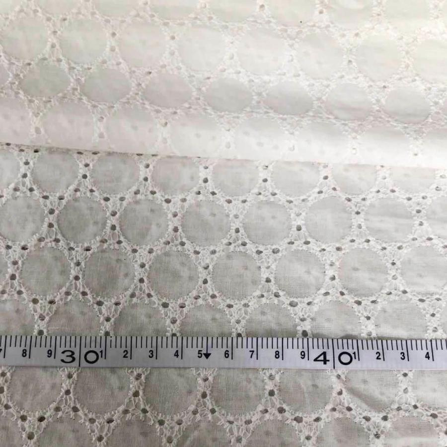 綿レース生地 マスク用生地 綿100% A022 カット 丸柄 刺繍 コットンレース ワークレース 130cm*50cm |  | 01