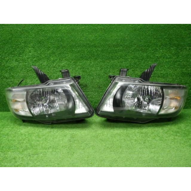 美品 モビリオ スパイク GK1 GK2 後期ヘッドライト左右