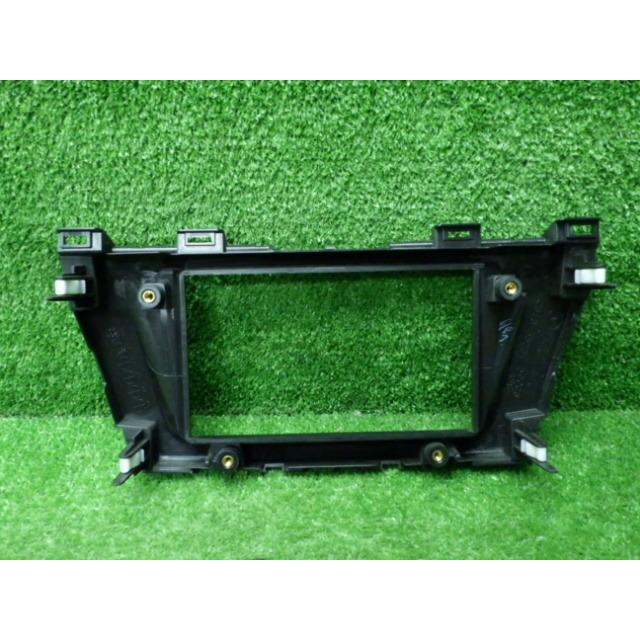 マツダ（Mazda） CW系 CWFAW プレマシー 純正 オーディオパネル ステー