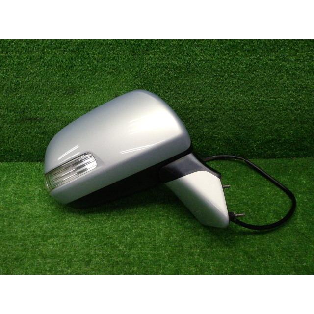 ヴォクシー トヨタ ZRR70/75 ノア ヴォクシー 前期 右ドアミラー  