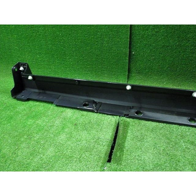 □大型配送□ トヨタ 80系 ヴォクシー ノア エスクァイア 右側サイド