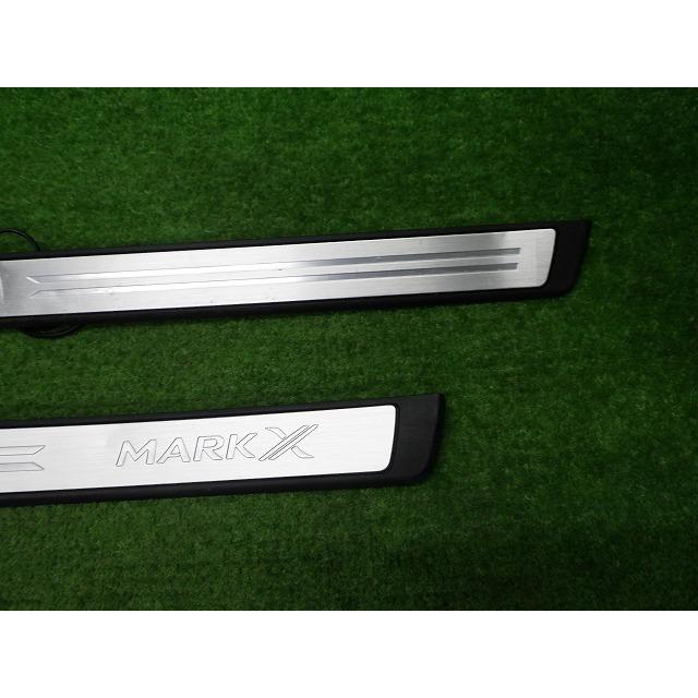GRX120 マークX 純正OP スカッフプレート トヨタ（TOYOTA） GRX120/125 マークX 右側 フロント リア