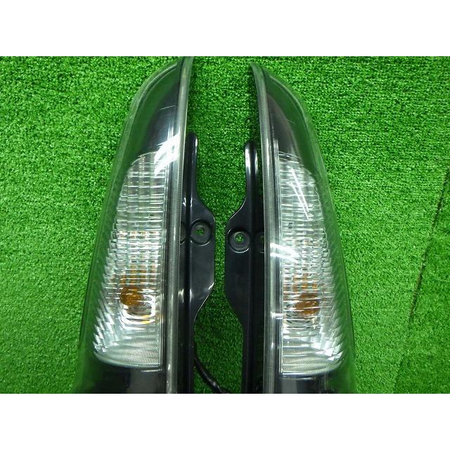 日産（NISSAN） MG33S モコ テールレンズ左右セット 220-59233