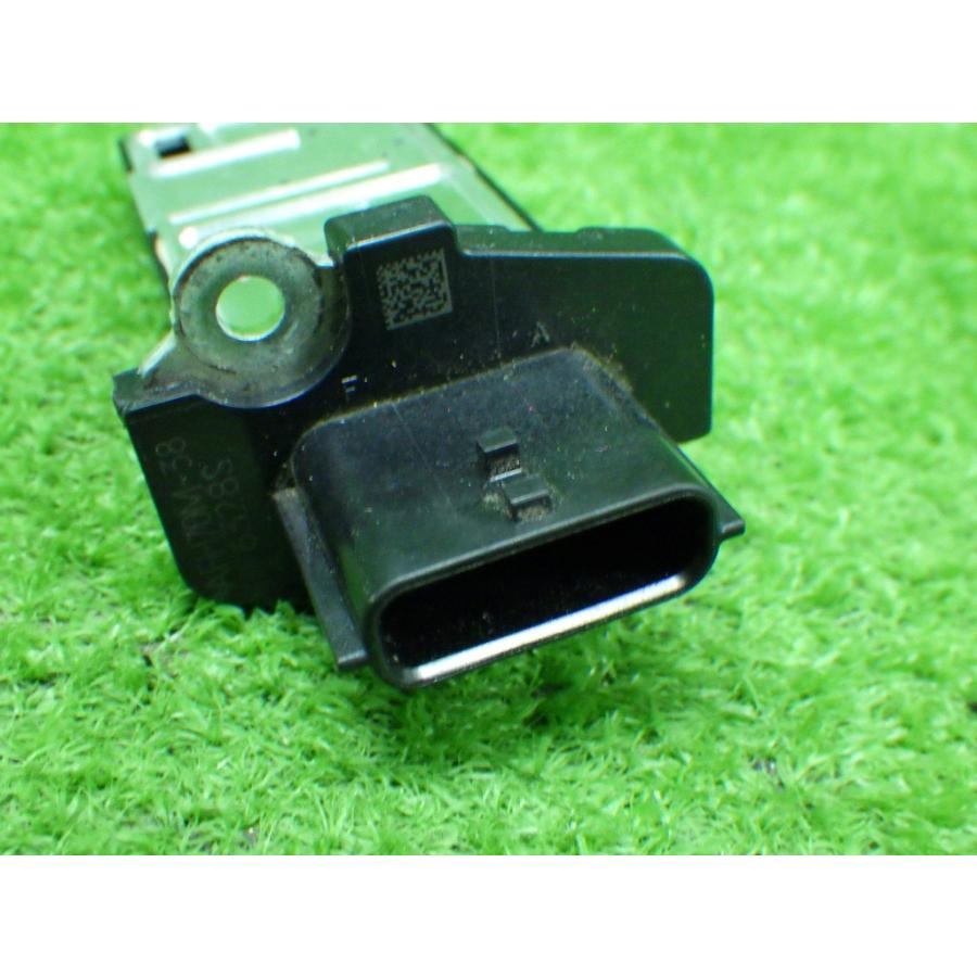 エクストレイル 日産 NT32 エアフロセンサー AFH70M-38 220712127