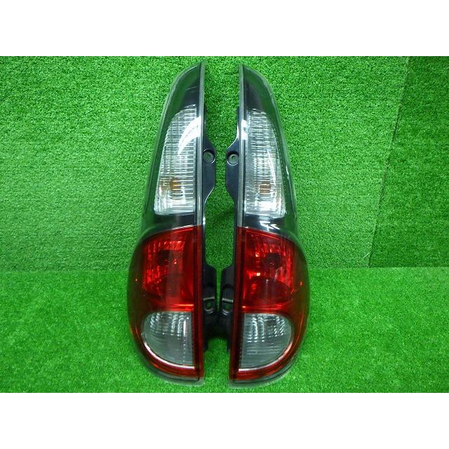 日産（NISSAN） MG33S モコ 前期 テールレンズ 左右セット 220-59233 