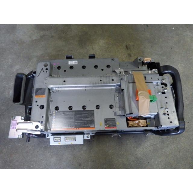 日産（NISSAN） □大型配送□ HV37 スカイライン ハイブリッド