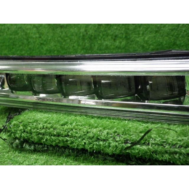 ホンダ（HONDA） RC系 オデッセイ ヴェゼル等 LED 右フォグランプ