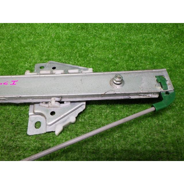 スズキ（SUZUKI） DA64W エブリィ 83430-68H10 運転席レギュレーター