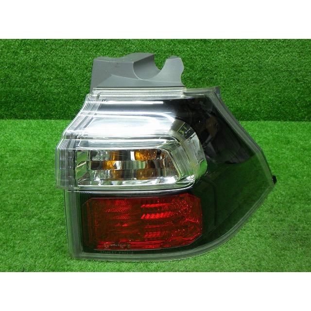 ホンダ RG系 ステップワゴン スパーダ 右テールレンズ P8027 後期  