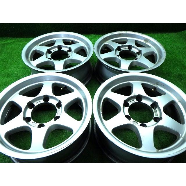 ハイエース 社外ホイール PCD139.7