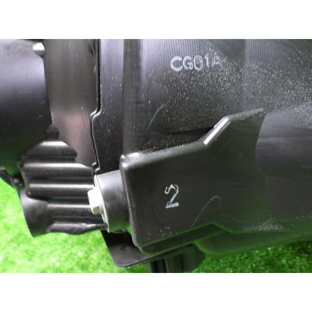 ホンダ（HONDA） GE系 フィット 後期 左ヘッドライト ハロゲン P9603 2