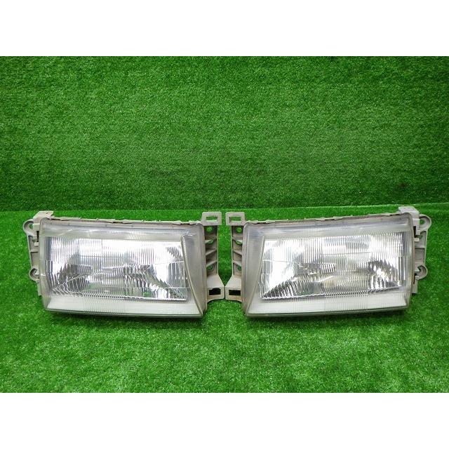 マツダ ボンゴ ヘッドライト