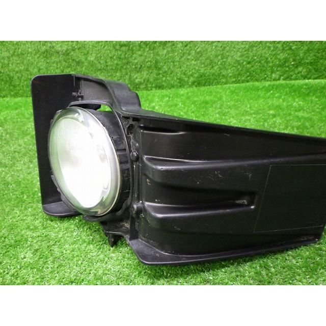 トヨタ（TOYOTA） AZK10 サイ SAI 左フォグランプ A044633 240828084