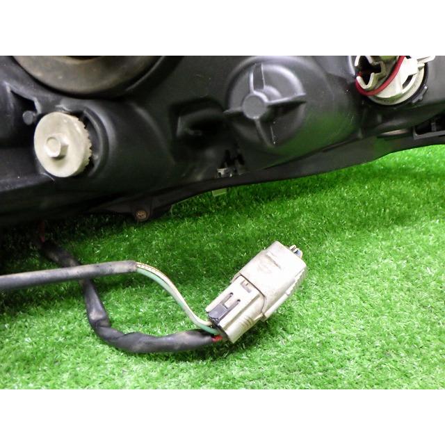 エスティマ トヨタ AHR20W エスティマH/V 中期 左ヘッドライト HID 28